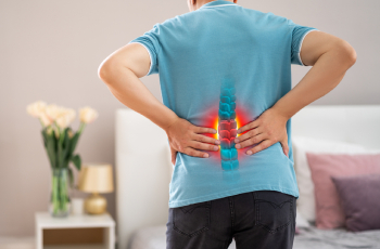 Disc herniation: causes, symptoms and treatment.